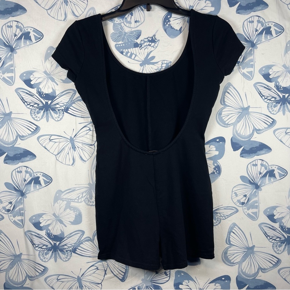 Edikted Black bodysuit SZ:S - Picture 4 of 8